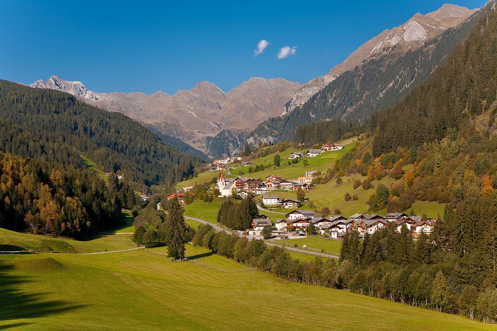 Bed and Breakfast Garni Bergland Racines Esterno foto