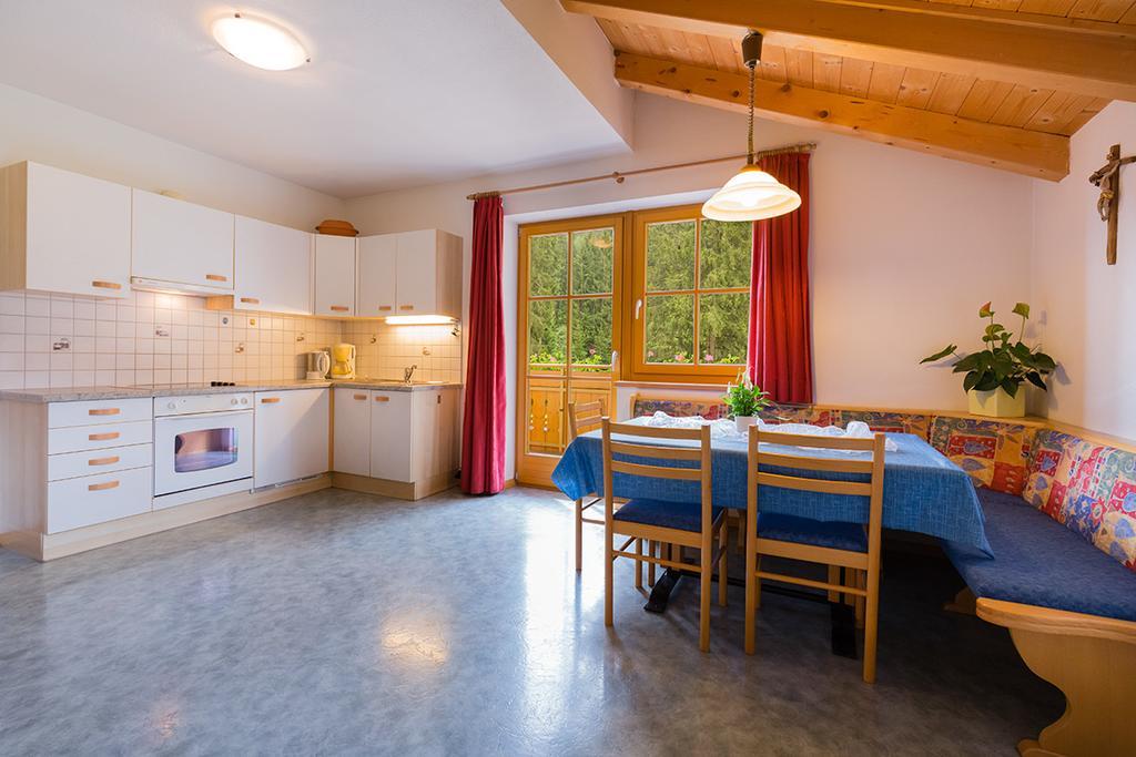 Bed and Breakfast Garni Bergland Racines Esterno foto