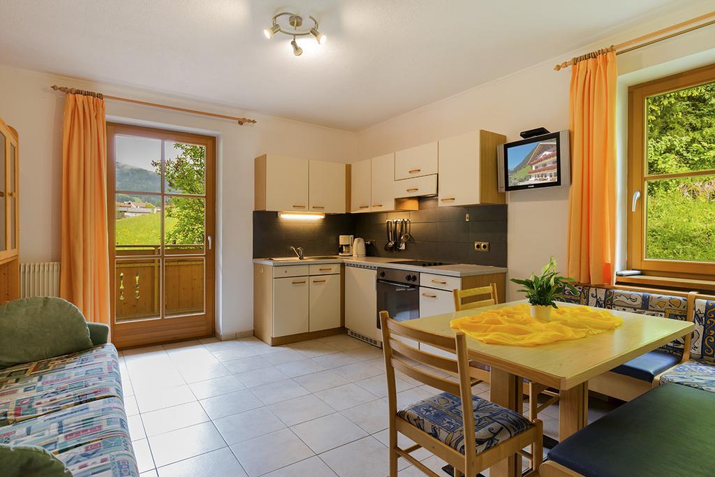 Bed and Breakfast Garni Bergland Racines Esterno foto