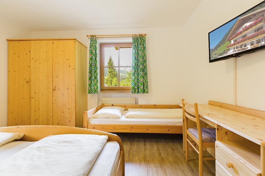 Bed and Breakfast Garni Bergland Racines Esterno foto