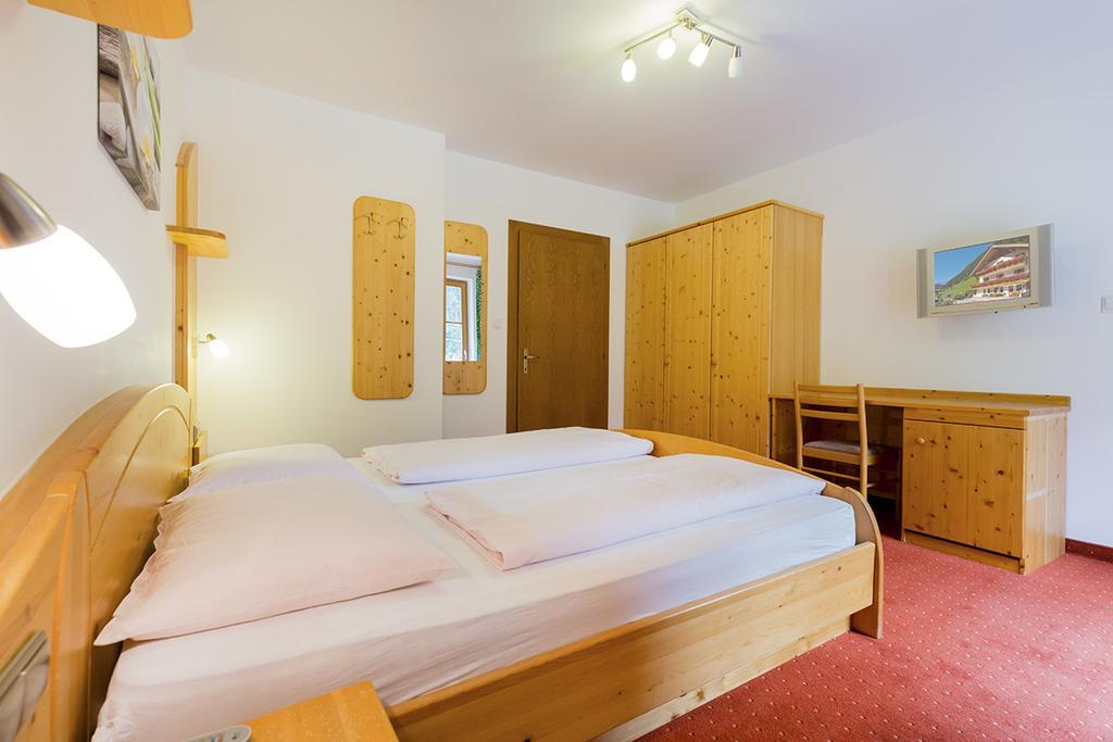 Bed and Breakfast Garni Bergland Racines Esterno foto